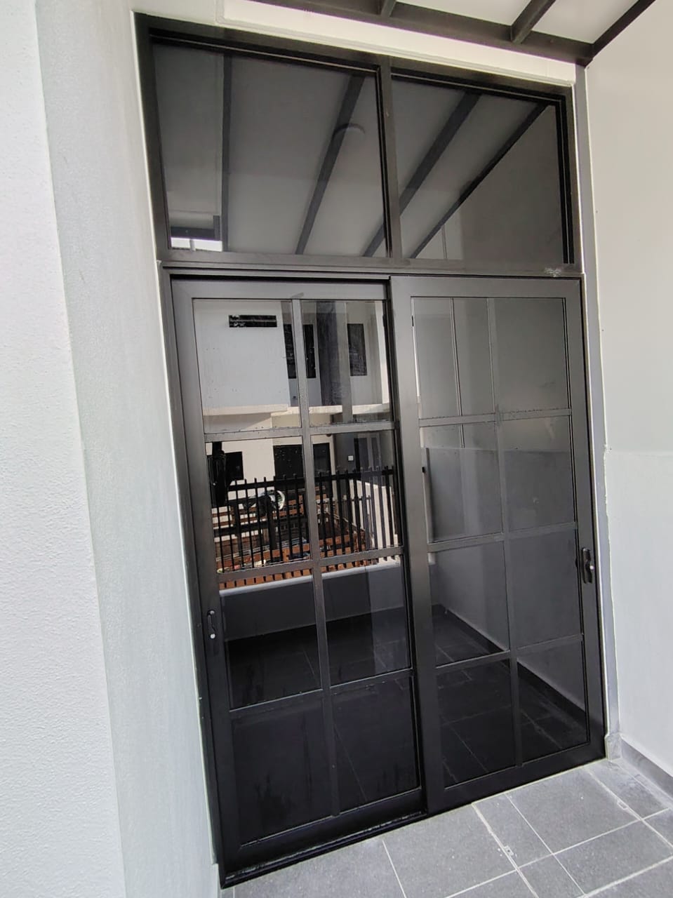 Lattice Performance Sliding Door